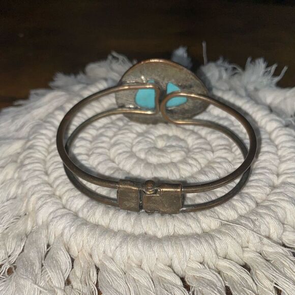 Triangle Rugged Stunning Turquoise Hollow Design Snap Bangle Bracelet Boho - Picture 2 of 6